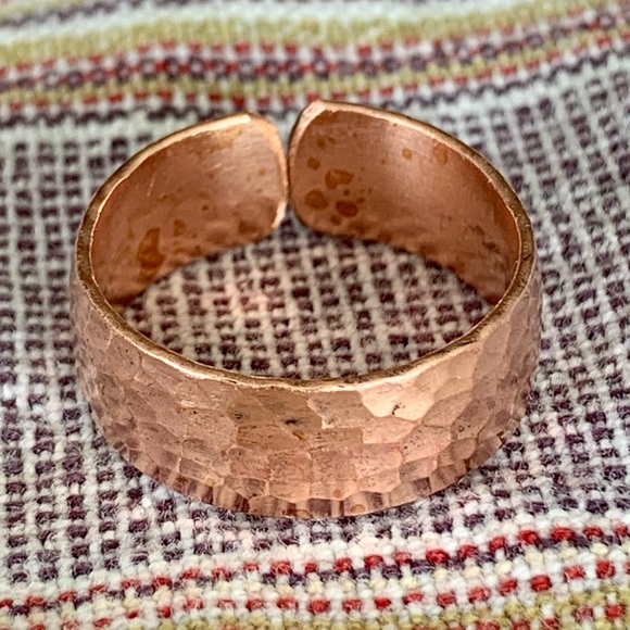 Hammered Copper Ring - Picture 4 of 9
